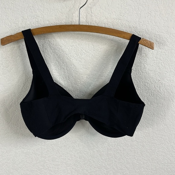 SPANXsmooth™ Bra-llelujah!® Lightly Lined Wireless Bra - Picture 5 of 8